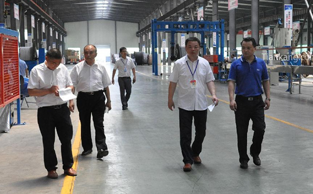 �����쿵���F(tu��n)�I(l��ng)��(d��o)ο��һ���T��