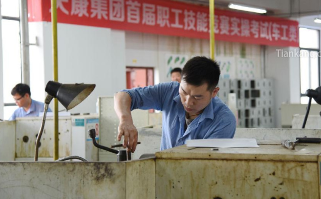 �����쿵���F(tu��n)�׌������ܸ�ِ