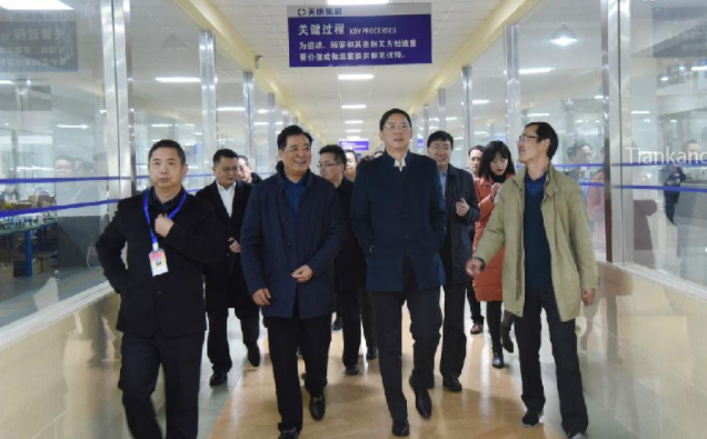 ���L��ί��ӛ���^���ڸ����L���^�������P�I������ͬ���������쿵���F�M�й�(ji��)ǰο��