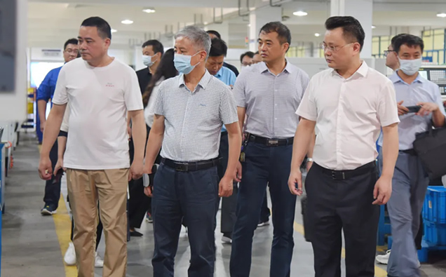 ����ʡ��(y��ng)������d���d�L������һ���W�R�����쿵���F�{(di��o)��ָ��