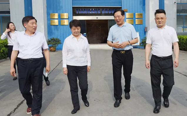 ���ո�ʡ�L(zh��ng)�����P�W�R�����쿵���F(tu��n)�{(di��o)��ָ��(d��o)����